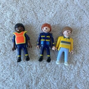 PLAYMOBIL 1997 & 1993 FIGURES LOT 2 Ambulance Paramedics & Boy EUC